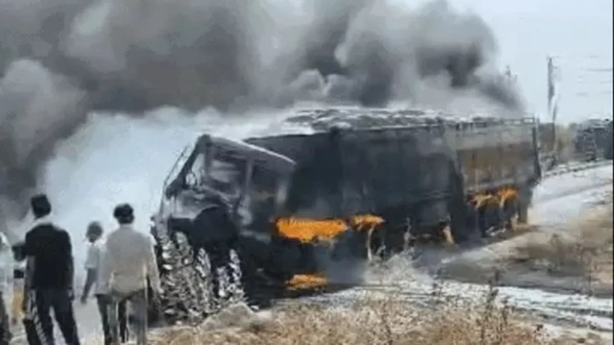 Trailer caught fire after colliding with tanker in Jodhpur, driver burnt alive