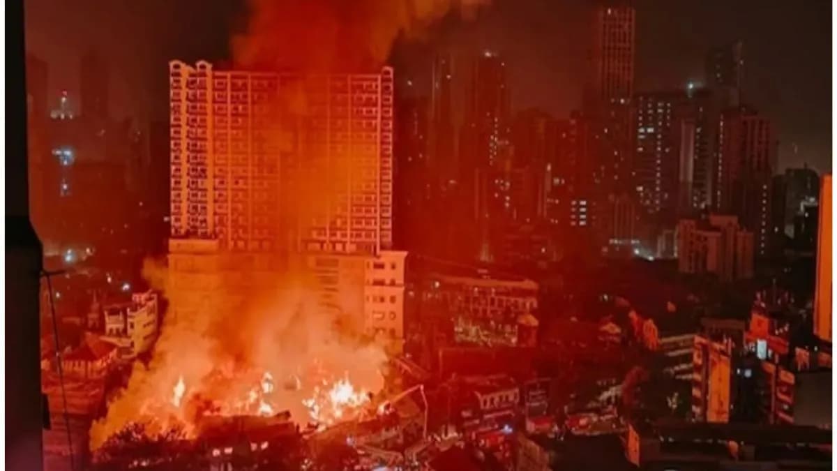 Massive fire broke out in a computer factory in Jaipur, no loss of life