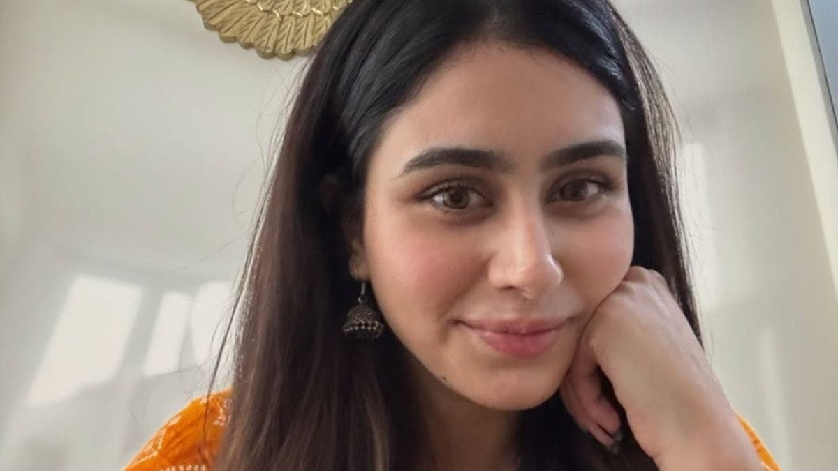 Warina Hussain hints at name change in latest Instagram story: “Aaj mera Naamkaran ho raha hai”