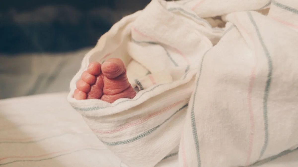 Two newborn babies kept in women’s ward died due to heat stroke