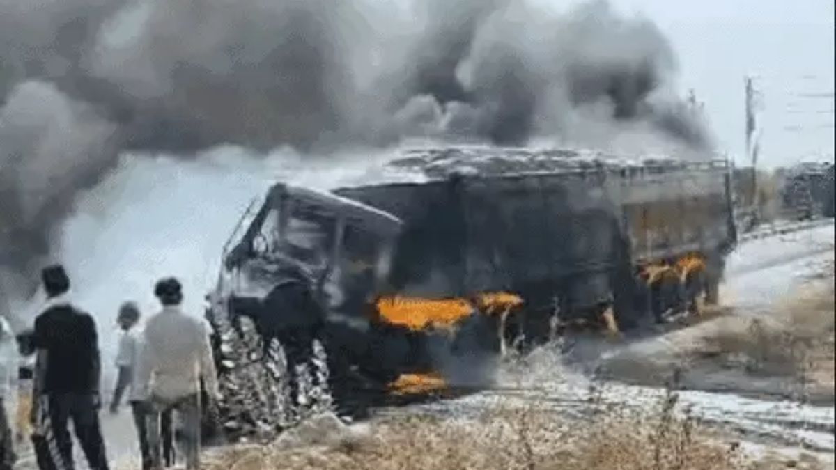 Trailer caught fire after colliding with tanker in Jodhpur, driver burnt alive